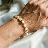 White Retro Pearl Bracelet with Gold Accents