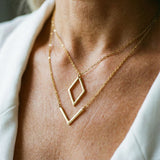 Elegant Necklace with V-Shaped Geometric Pendant