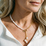 Elegant Necklace with Pearl Pendant