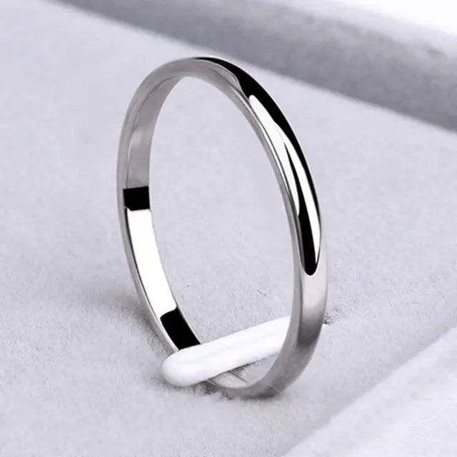 Elegant Ring in Gold & Silver