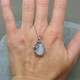 Collier en Lune Necklace – Drop Pendant on Thread