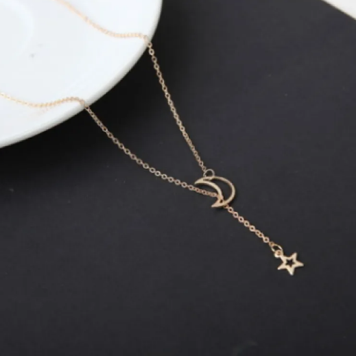 Lune Étoile Necklace