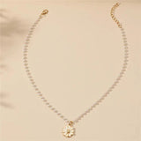 Daisy Necklace with Hanging Daisy