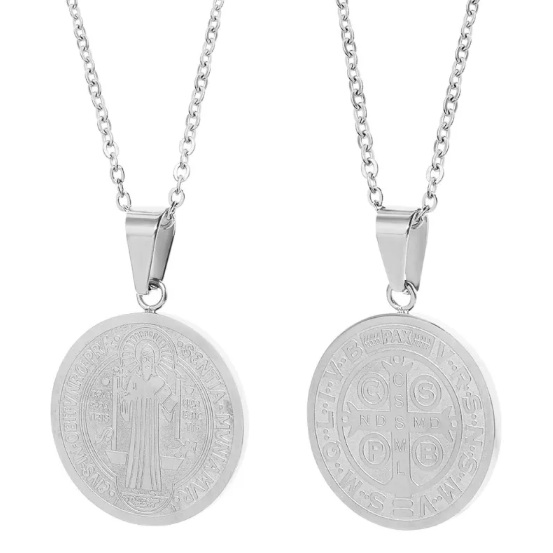 Necklace with Round Pendant
