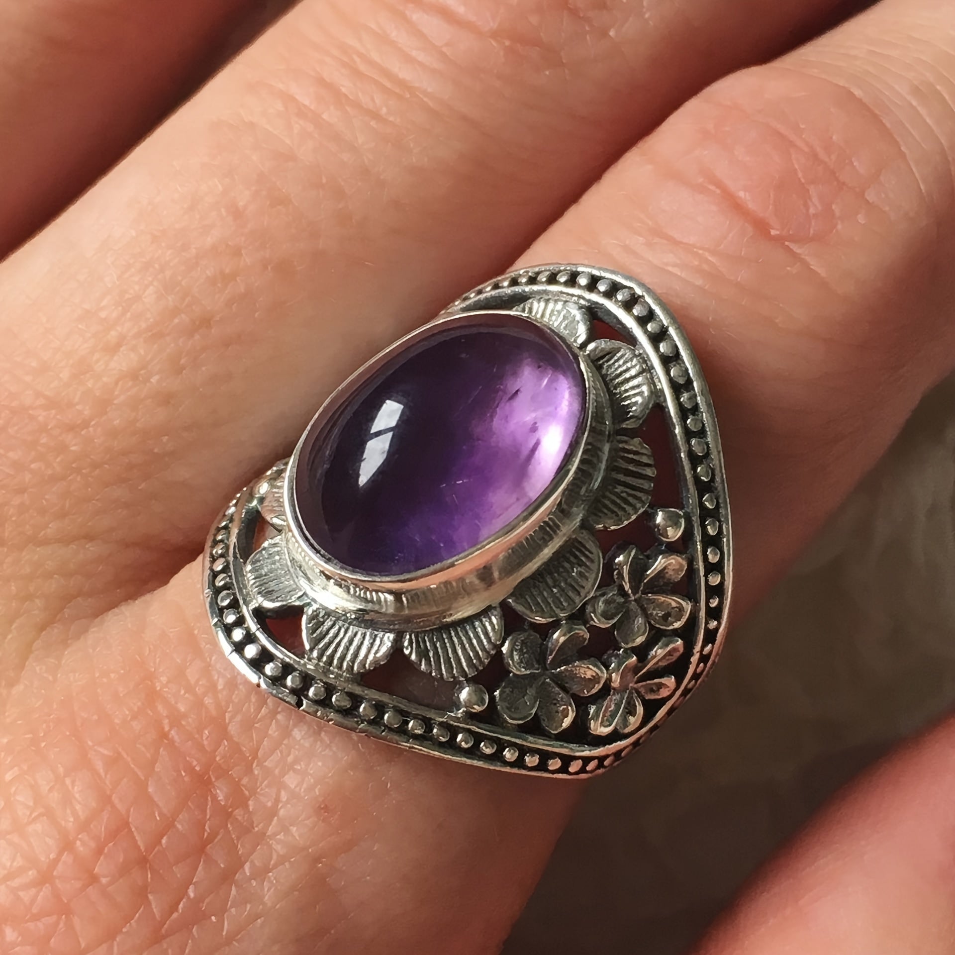 Hyda Ring with Agate & Amethyst