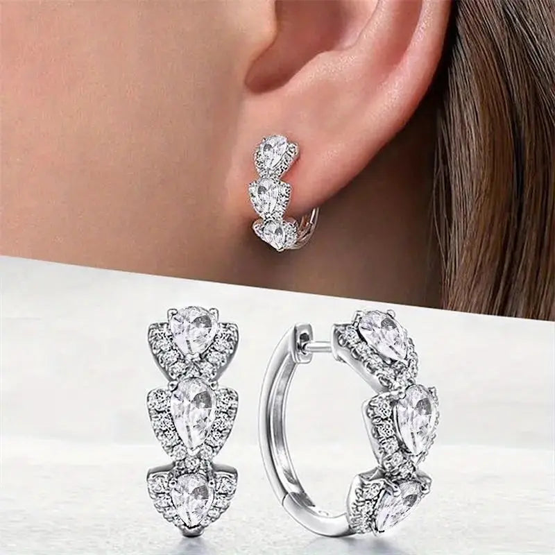 Ribbed Earrings with Shimmering Crystal