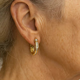 Retro Earrings in Gold & Diamonds