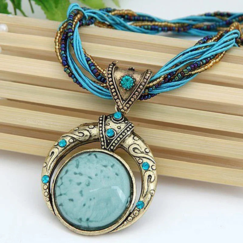 Retro Necklace with Ethnic Green Crystal Pendant