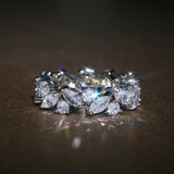 Retro Ring with Round Diamonds