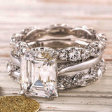 Retro Silver Ring with Shimmering Layers