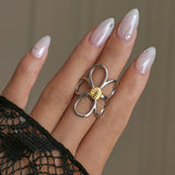June Garden Daisy Ring