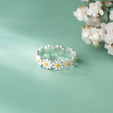 Silver Daisy-Shaped Ring