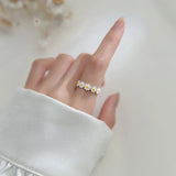 Silver Daisy-Shaped Ring
