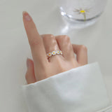 Silver Daisy-Shaped Ring