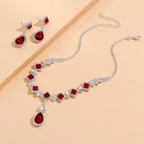 Gouttes Rouges Set with Choker & Drop Earrings