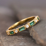 Green Retro Ring with Cubic Zirconia & Gold Elements